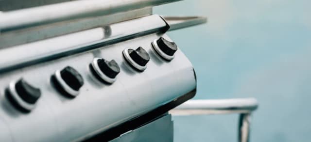 Pierwsze uruchomienie grilla gazowego: uniknij najczęstszych błędów Pierwsze uruchomienie grilla gazowego: uniknij najczęstszych błędów