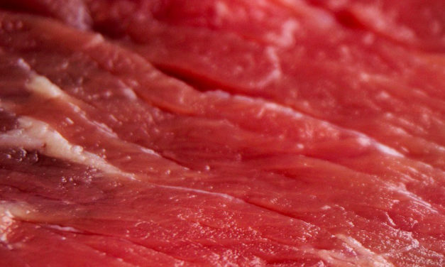 Barwa mięsa – czynniki ją kształtujące i metody pomiaru